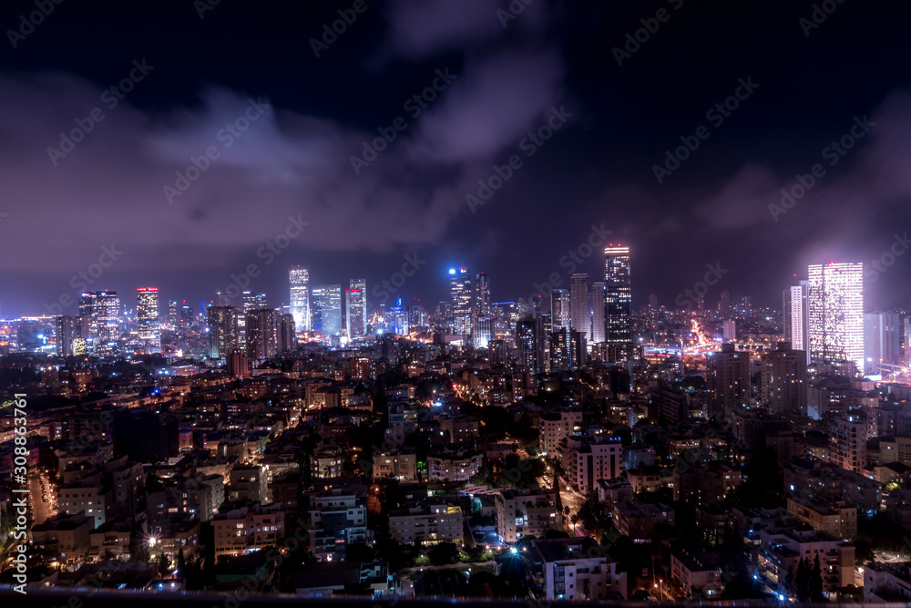 Obraz premium Tel Aviv skyline by night