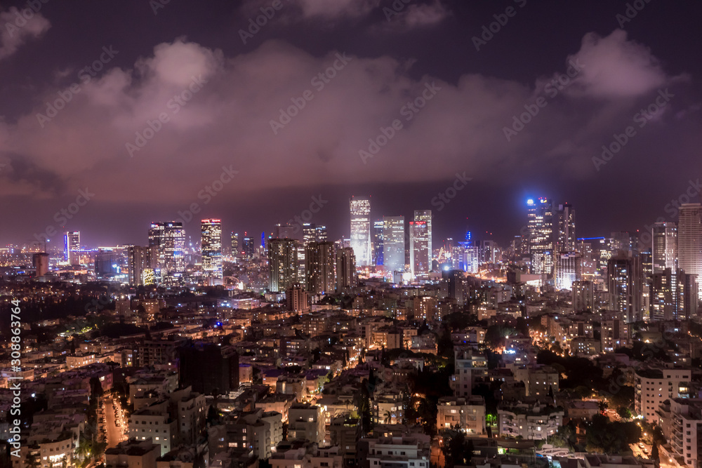 Obraz premium Tel Aviv skyline by night