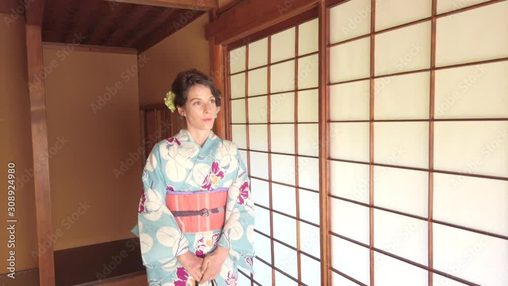 外国人 浴衣 日本家屋 外国人 浴衣 日本家屋