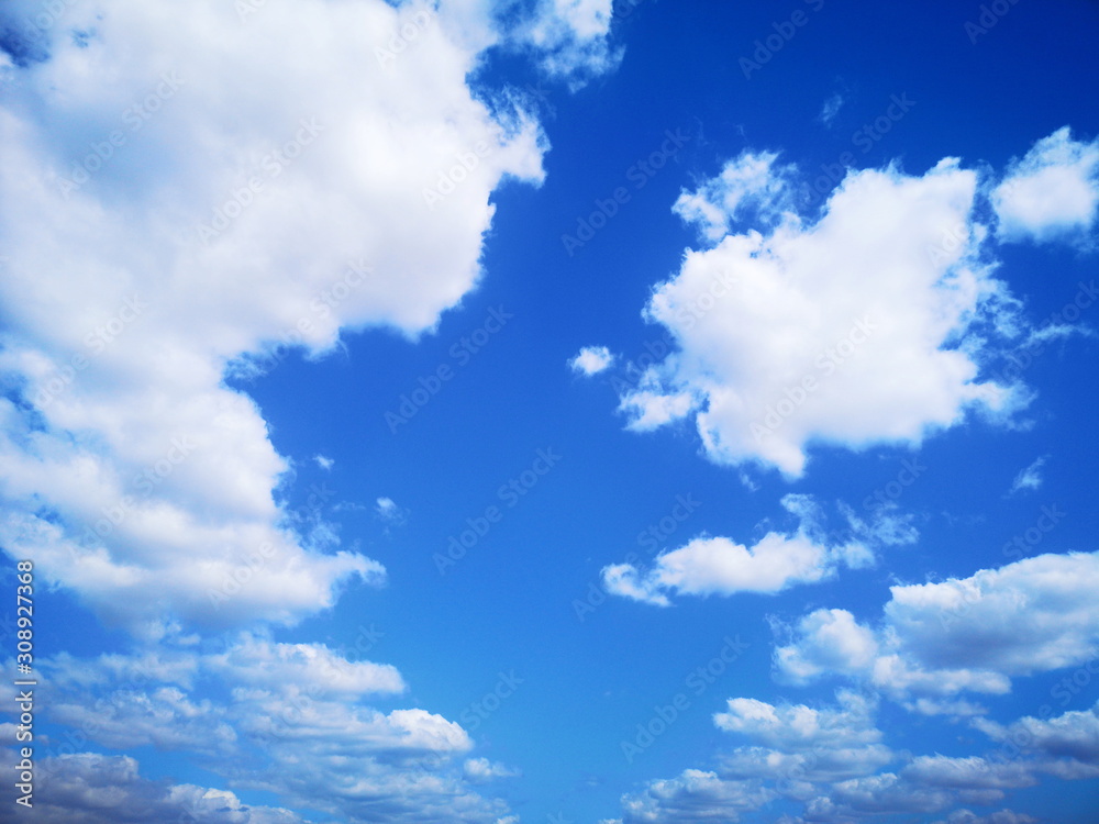 Fototapeta premium Beautiful blue sky and cloud background on sunshine day.
