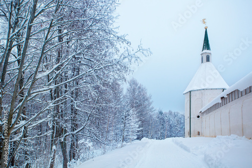 Frosty day near the walls of the Iversky Monastery. Valdai © Mikhail Pankov