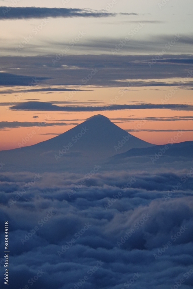 Mt. Fuji and sea of clouds (Japan alps / Japanese mountains)