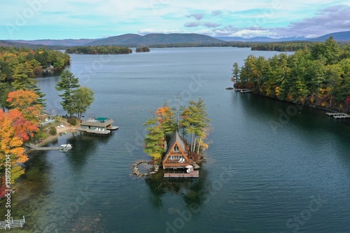Paradise Cabin on a lake
