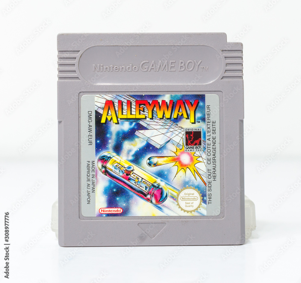 london, england, 05/05/2018 A nintendo gameboy original Alleyway video games  cartridge and plastic case. 1990s famous iconic game boy portable classic  video gaming on the move. Grey nintendo cart. Stock Photo