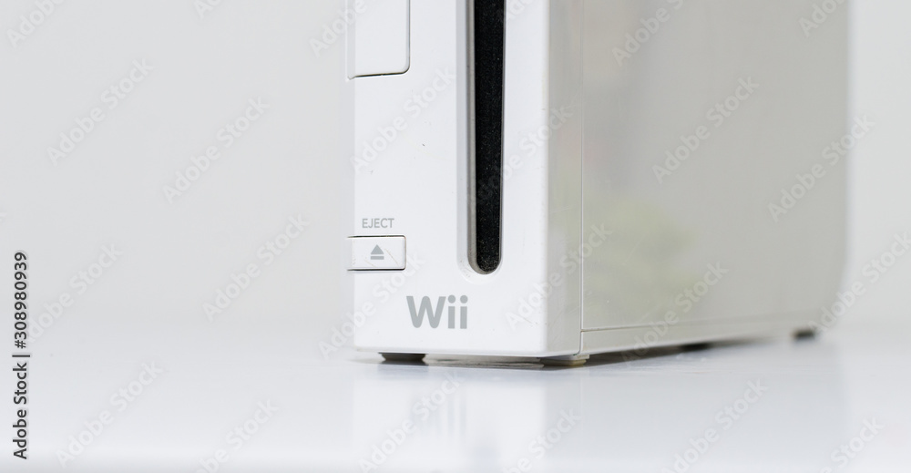 london, england 05/052019 Nintendo wii Console on a white isolated  background. iconic retro vintage video gaming machine. Japanese technology  family gaming fun. Stock Photo | Adobe Stock