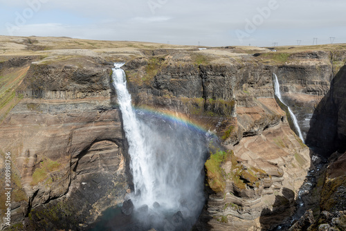 Najwyższy wodospad na Islandii, tęcza