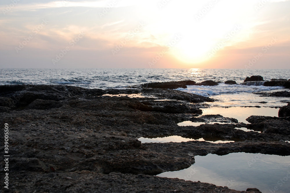Fototapeta premium beautiful sea before sunset