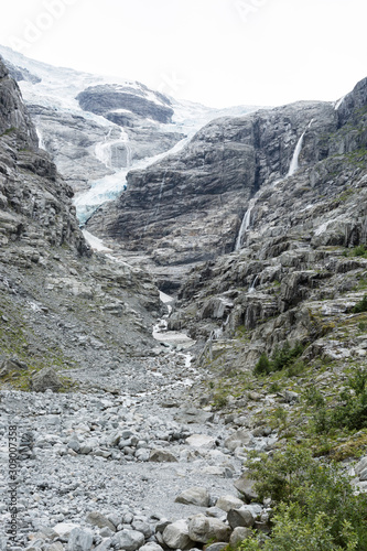 Kjenndalsbreen Gletscher, Jostedalsbreen Nasjonalpark, Norwegen photo