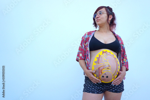 Fotografie embarazada barriga pintada bebe