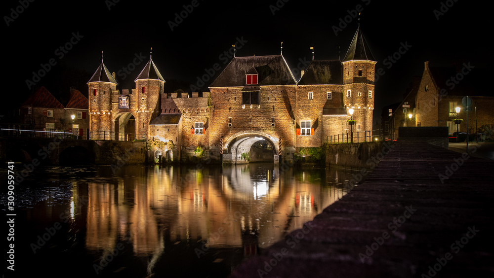 Fototapeta premium Medieval city- and water gate (1425 AD) called 