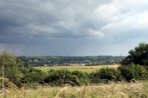 vue sur un village sarthois