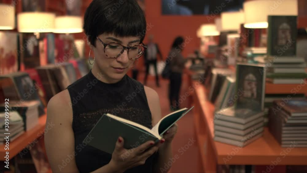 MUJER LECTURA