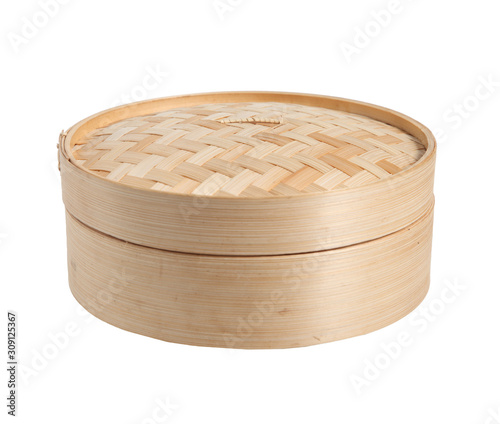 Foto Chinese bamboo steamer basket isolated on white background