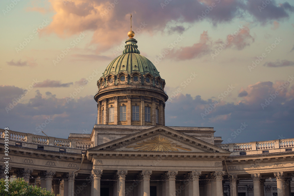 Fototapeta premium Kazan Cathedral in the city of St. Petersburg.