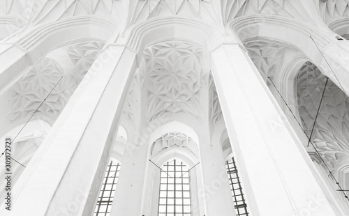 St. Mary's Church, Gdańsk | Ceiling and Windows photo