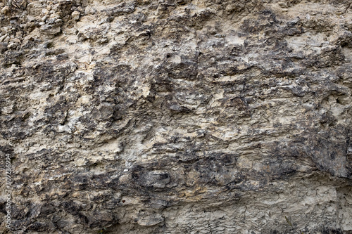 Wall built with stone and cement mortar or lime