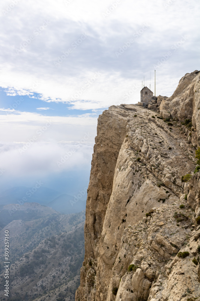 Fototapeta premium Peñagolosa summit
