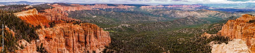 Panorama of Bryce Canyon National Park from Rainbow Point Panorama of Bryce Canyon National Park from Rainbow Point