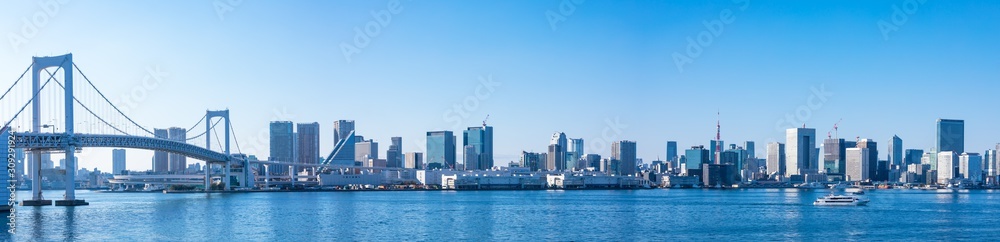 (東京都-風景パノラマ)レインボーブリッジと東京湾岸風景１	