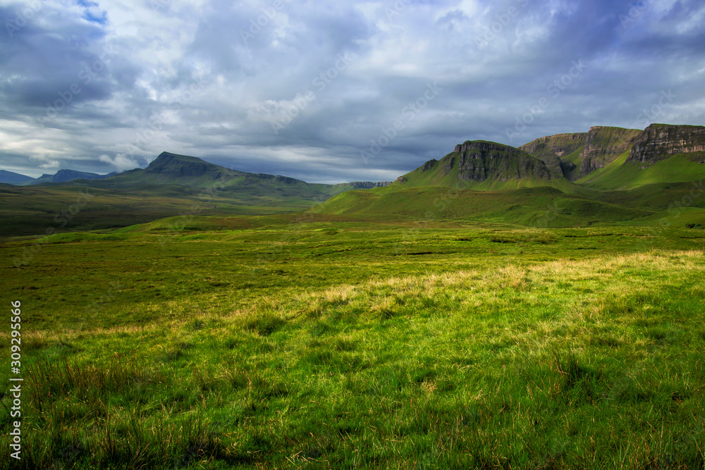 Fototapeta premium The Trotternish Ridge