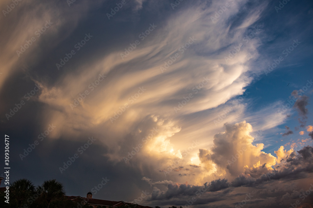 Dramatic clouds in Tampa Bay Dramatic clouds in Tampa Bay