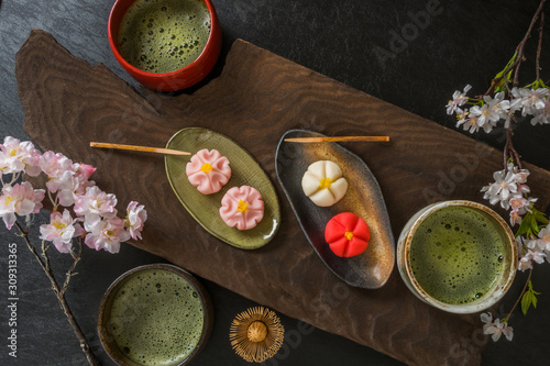 抹茶と和菓子　Matcha and Japanese sweets