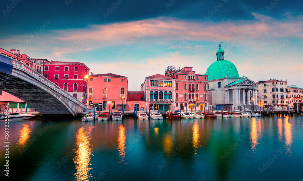 Impressve spring sunrise in Venice with San Simeone Piccolo church. Fantastic morning scene in Italy, Europe. Exciting  Mediterranean landscape. Traveling concept background.