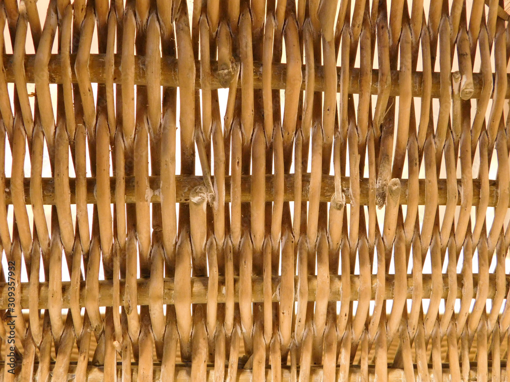 tissage d'osier en verticales