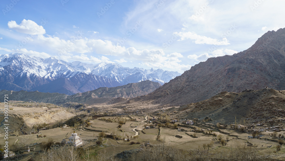 Himalayan mountain (Leh Ladakh, India)
