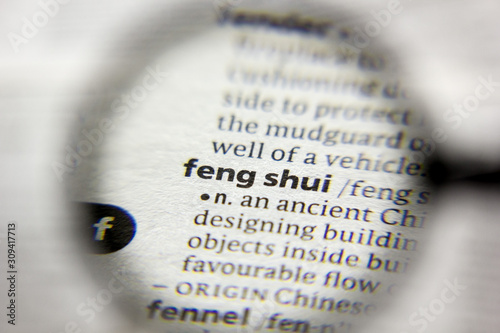 Bild auf Leinwand The word or phrase Feng shui in a dictionary.