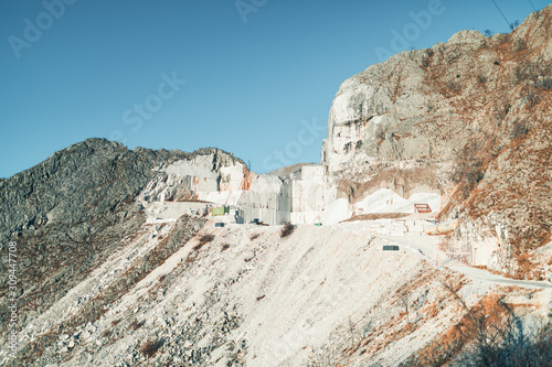 Cave di Carrara in Toscana