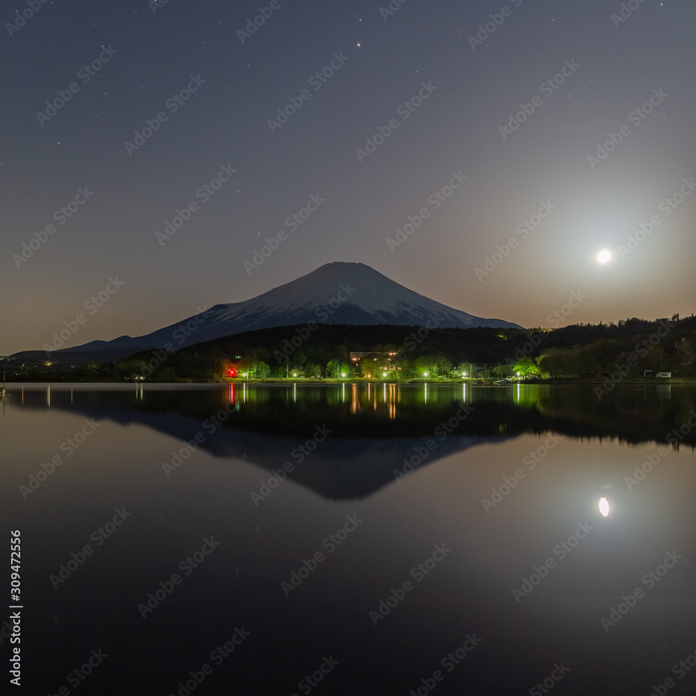 山中湖と富士山 / Lake Yamanaka and Mt.Fuji