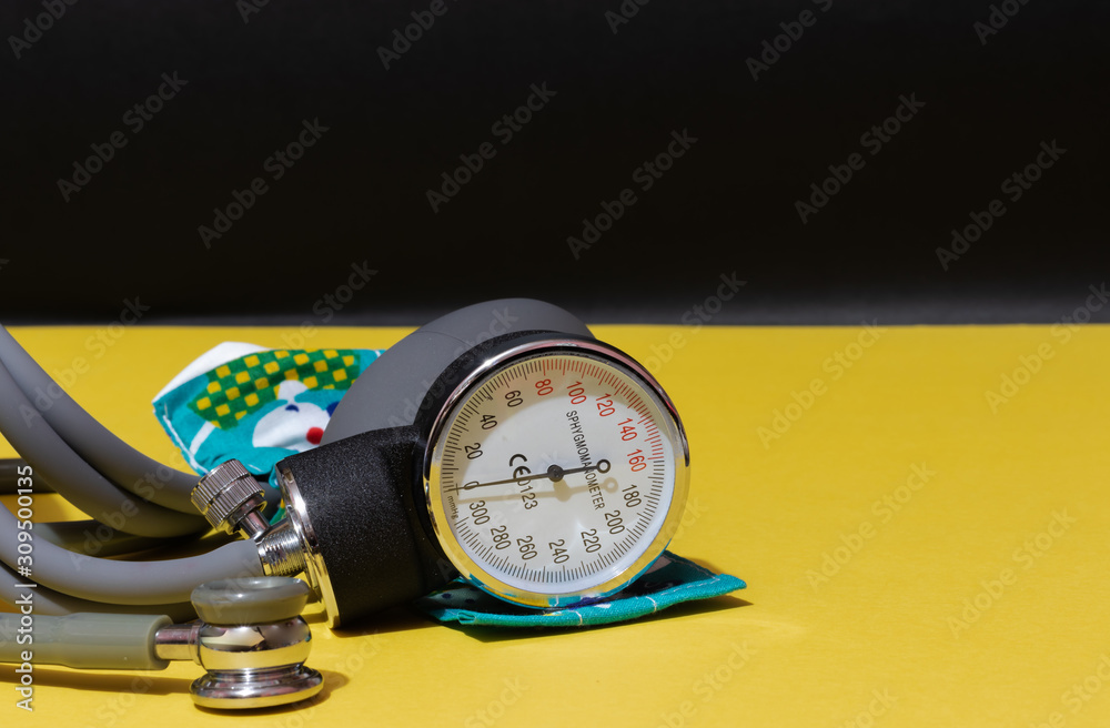 infant sphygmomanometer