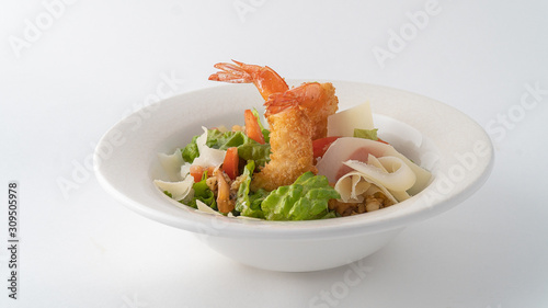 salad with shrimps