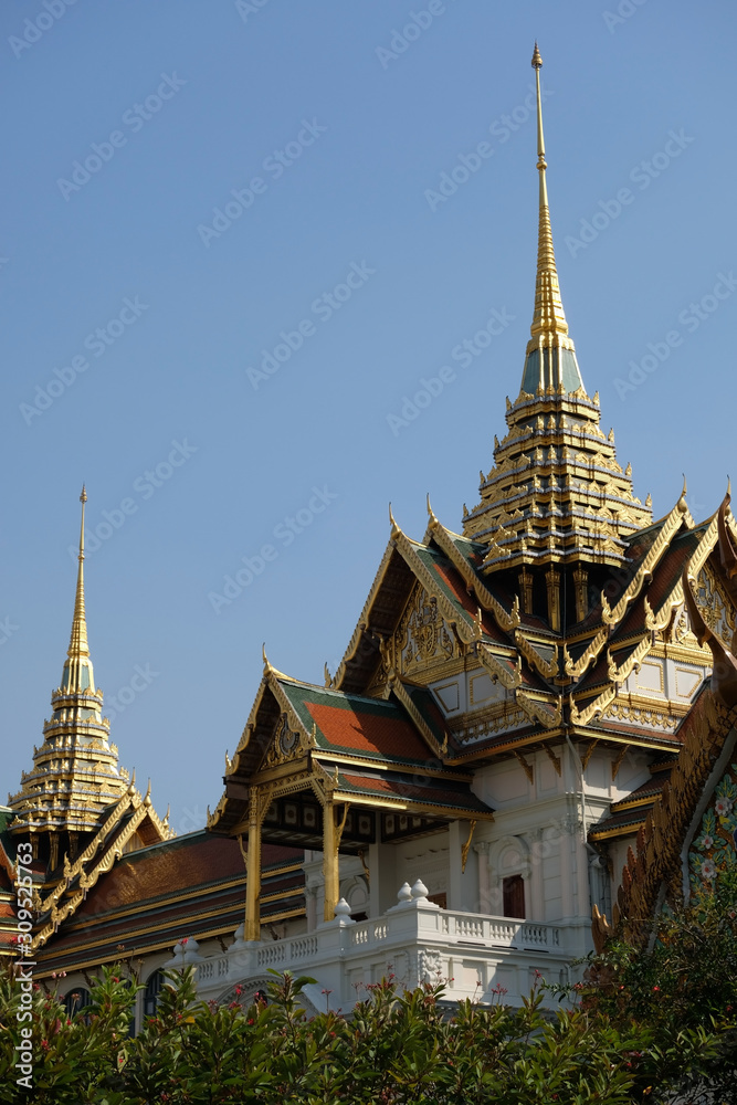 Grand Palace beyond the tree