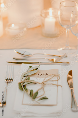 TABLE DE MARIAGE