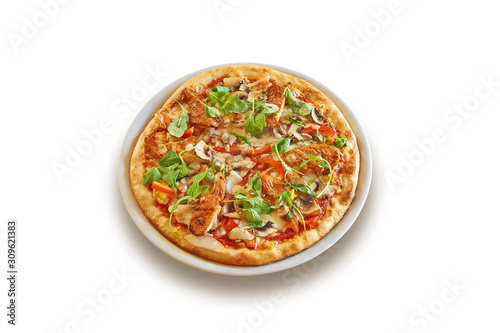White plate with delicious pollo pizza