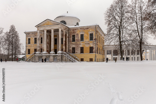 Panorama of the old manor Znamenka-Raek. The landscape is very snowy. Raek Village, Tver Oblast, Russia. © 1802185