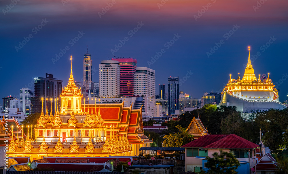 Naklejka premium cityscape of Loha prasat and Golden mpumtain with Bangkok city background