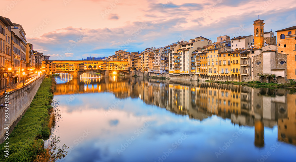 Arno river in Florence Old town, Italy