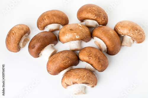 Group of brown mushrooms.