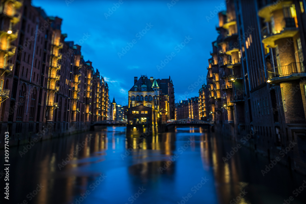 Fototapeta premium Historic warehouses in the harbor of Hamburg.
