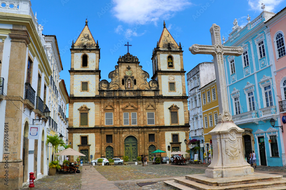 beautiful colonial buildings - Salvador da Bahia, Brazil