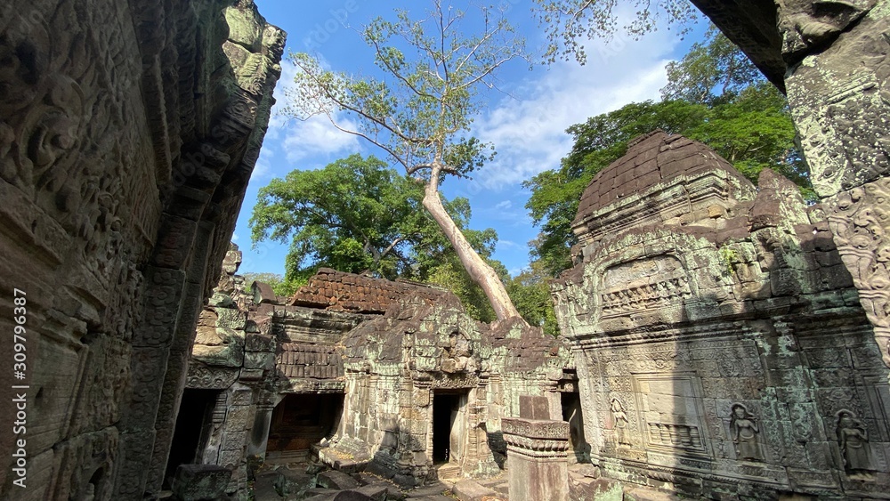 Naklejka premium Temple Cambodia