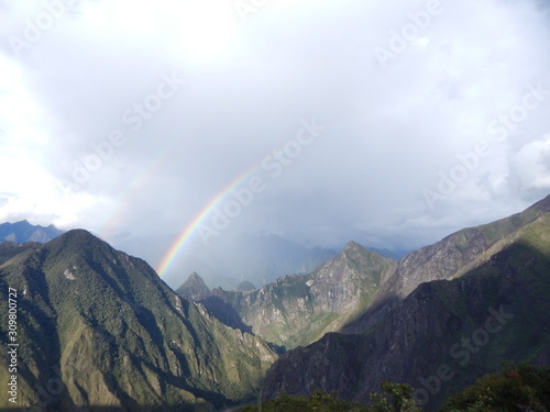 Double rainbow above Inca Mountains