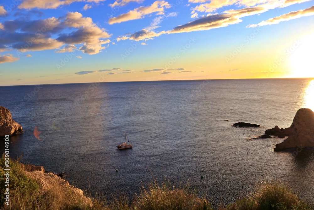 Naklejka premium sunset on sea