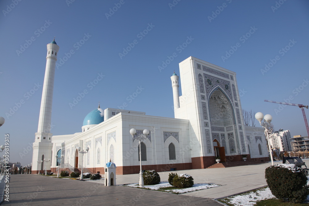 Minor mosque in Tashkent, Uzbekistan