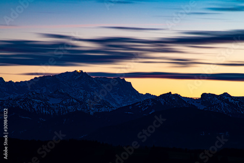 Dusk in the Mountains © aBSicht