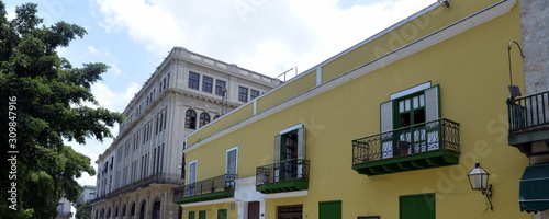PLAZA VIEJA DE LA HABANA