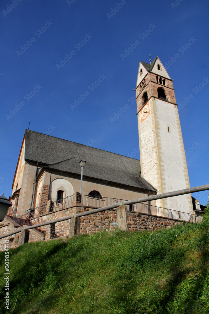 l'antica chiesa di San Nicolò a Carano; Val di Fiemme; Trentino
